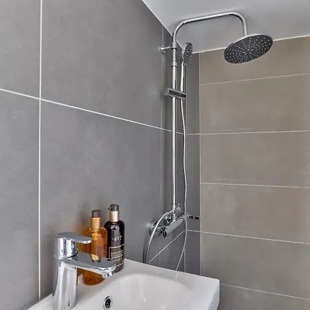 Urban Flat 117 - Parisian In The Center Paris