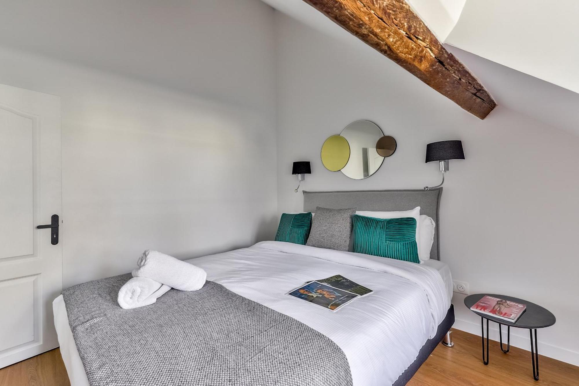 Urban Flat 117 - Parisian In The Center Apartment *